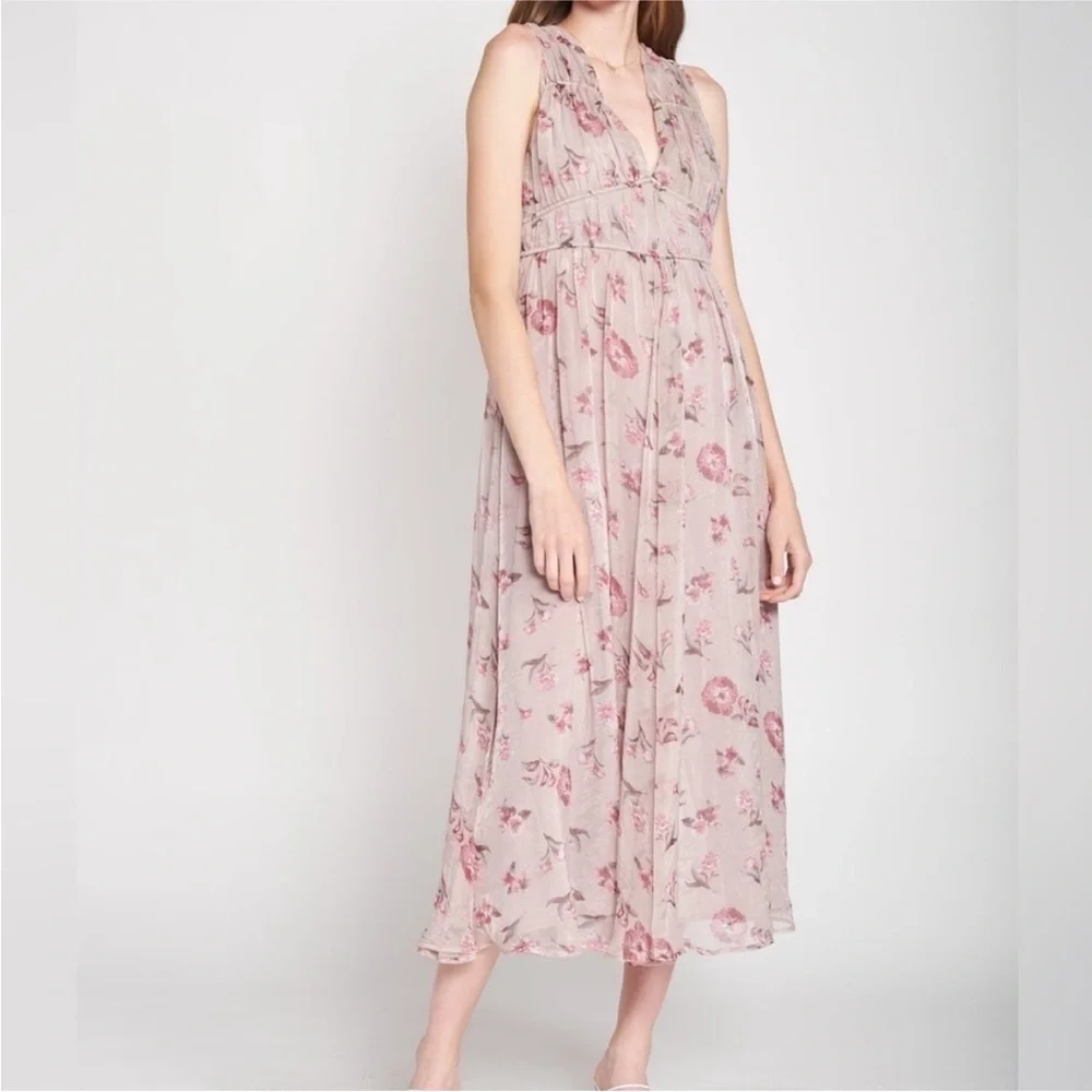 en saison pink floral dress En Saison | Dresses | En Saison Gabby Smocked Floral Print Midi Dress Size Small Nwt Pale Pink